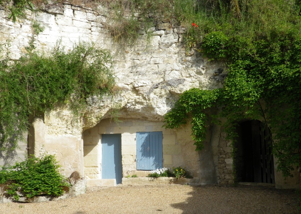 Caves near Dampierre