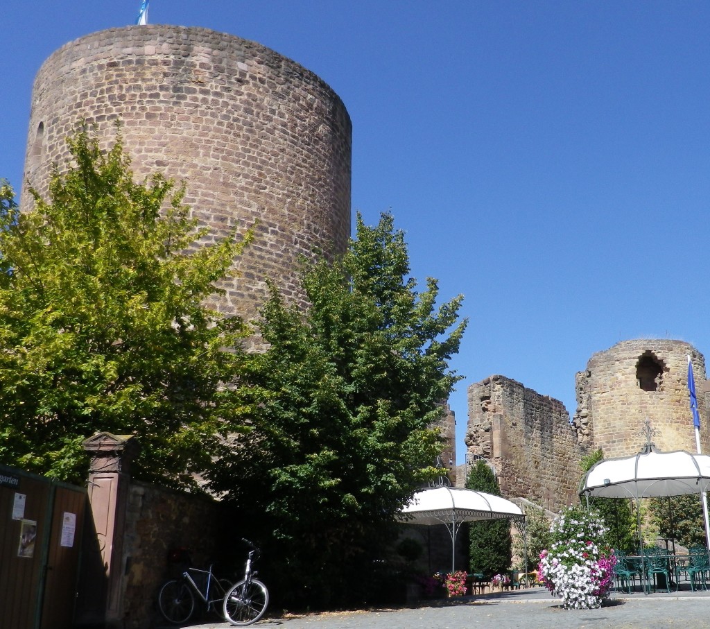 Neuleiningen Castle