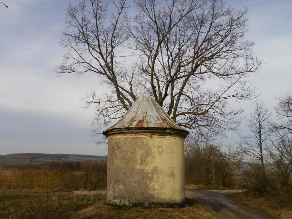 Oratory above Weisses Haus