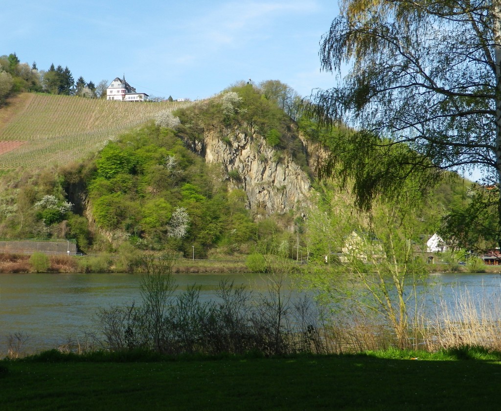 Rock, River, and Vineyards